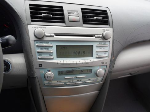 Used 2007 Toyota Camry XLE FWD image 16