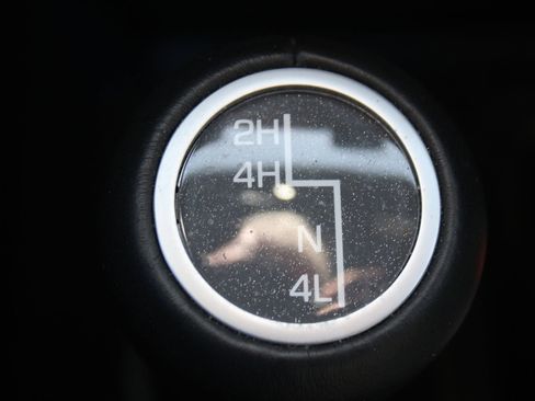 Used 2022 Jeep Wrangler Unlimited Sahara w/ Cold Weather Group image 35