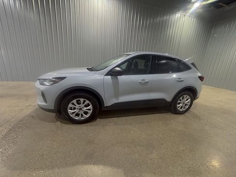 Used 2025 Ford Escape Active image 2
