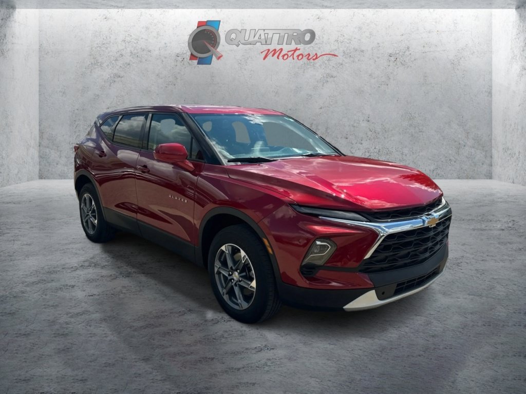 Used 2025 Chevrolet Blazer LT AWD/4WD image 8