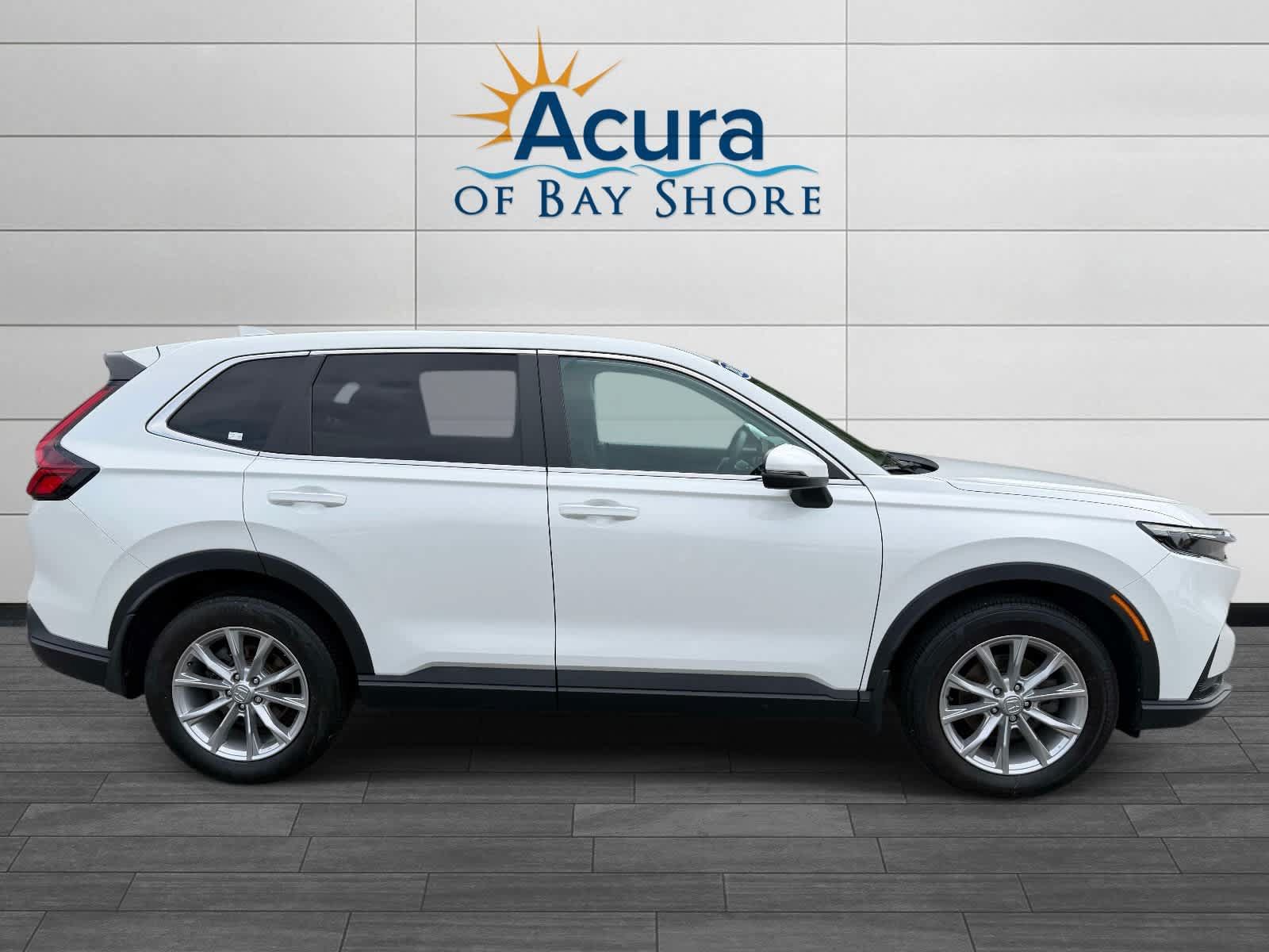 Used 2023 Honda CR-V EX image 4