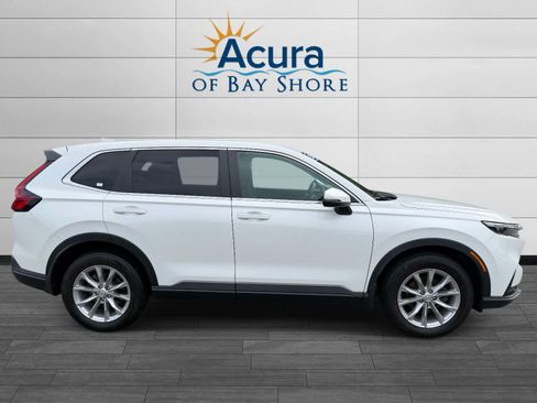Used 2023 Honda CR-V EX image 4