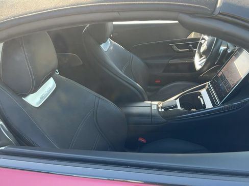 Used 2022 Mercedes-Benz SL 55 AMG 4MATIC image 15