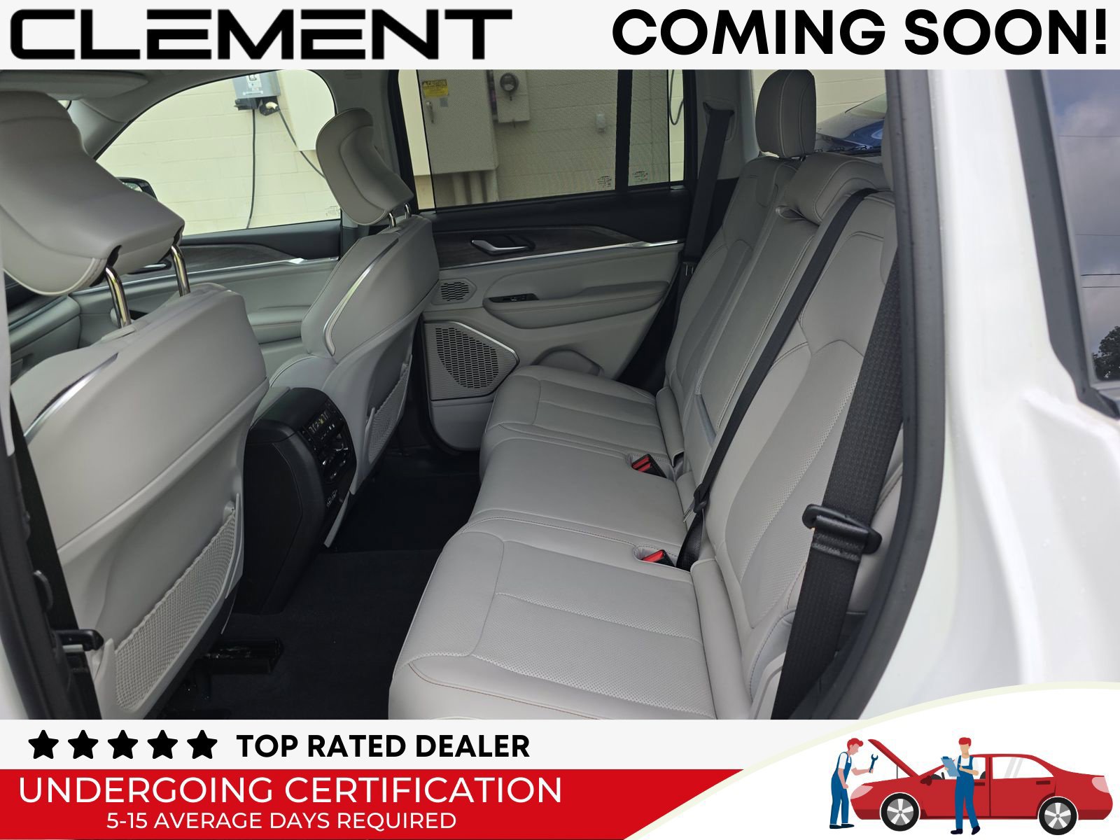 Used 2023 Jeep Grand Cherokee Overland w/ Luxury Tech Group IV AWD/4WD image 4