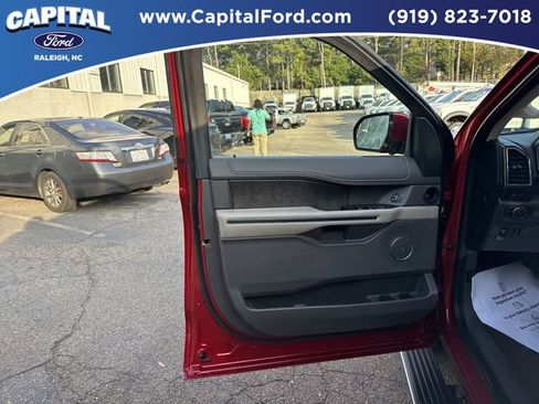 Certified 2021 Ford Expedition Max Limited image 19