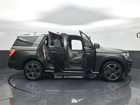 Used 2020 Ford Expedition Limited w/ Special Edition Package image 33