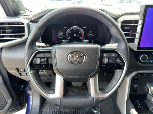 Used 2025 Toyota Tundra Platinum AWD/4WD image 16