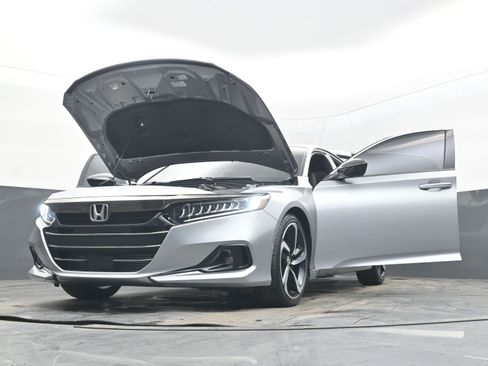Used 2022 Honda Accord Sport image 39