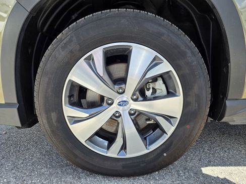Certified 2025 Subaru Ascent Premium AWD/4WD image 30