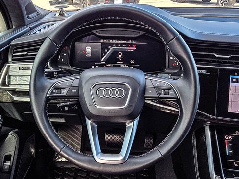 Used 2025 Audi Q7 3.0T Prestige AWD/4WD image 29