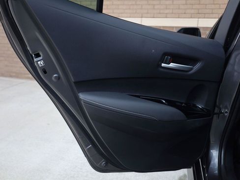 Used 2022 Toyota Corolla XSE FWD image 17