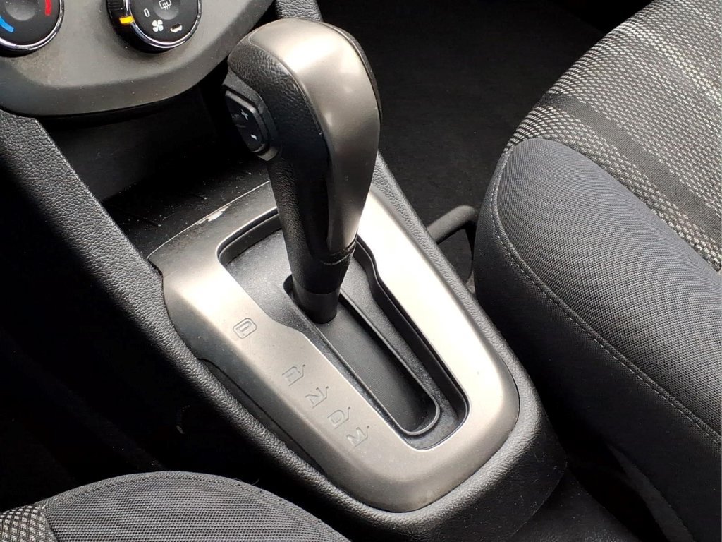 Used 2016 Chevrolet Sonic LT FWD image 12