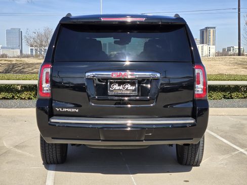 Used 2020 GMC Yukon Denali w/ Denali Ultimate Package image 5