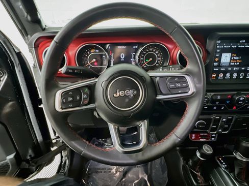 Used 2023 Jeep Wrangler Unlimited Rubicon w/ LED Lighting Group AWD/4WD image 18