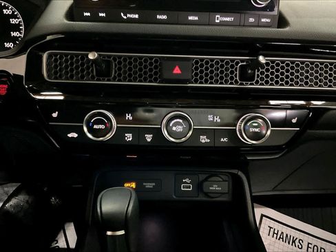 Used 2024 Honda Civic EX image 37