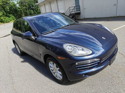 Used 2013 Porsche Cayenne Diesel AWD/4WD image 42