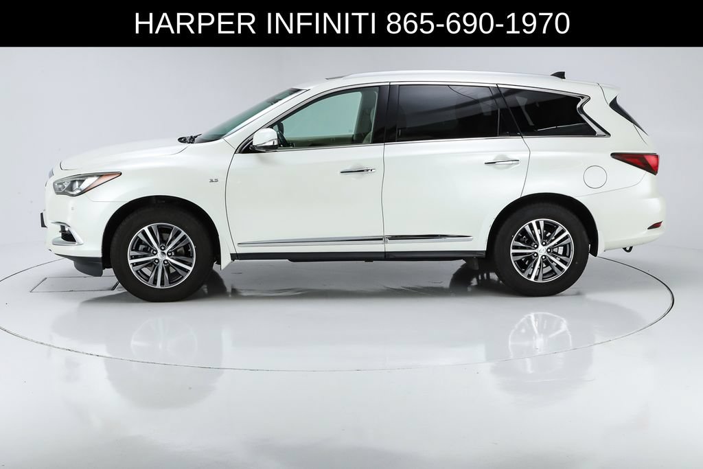 Used 2017 INFINITI QX60 Luxe w/ Premium Plus Package AWD/4WD image 2