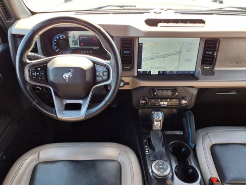 Certified 2024 Ford Bronco Wildtrak AWD/4WD image 13