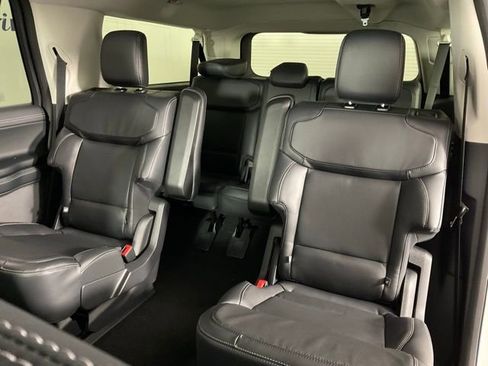 New 2026 Ford Expedition Max Platinum w/ Driver's Package image 16