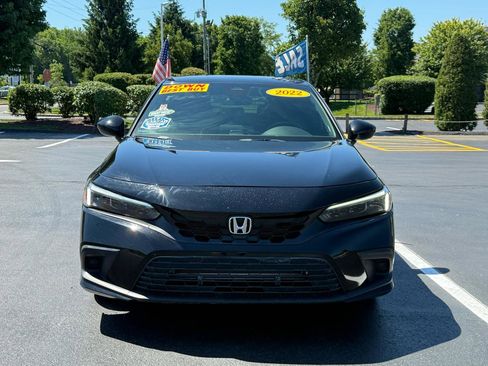 Used 2022 Honda Civic Sport image 2