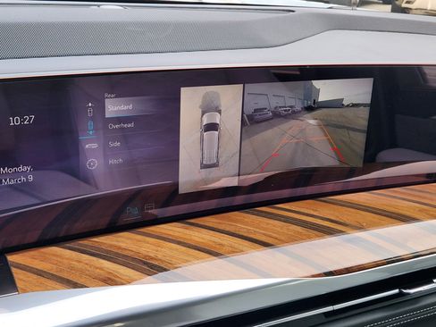 Used 2025 Cadillac Escalade Sport Platinum w/ LPO, Floor Liner Package image 17