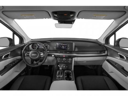 Used 2023 Kia Carnival LX image 11