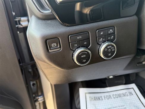 Used 2025 GMC Sierra 1500 SLT image 19