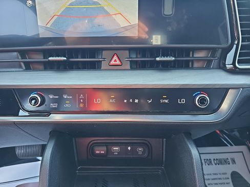 Used 2023 Kia Sportage X-Line w/ X-Line Premium Package AWD/4WD image 24