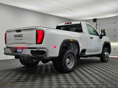 New 2026 GMC Sierra 3500 Pro image 7