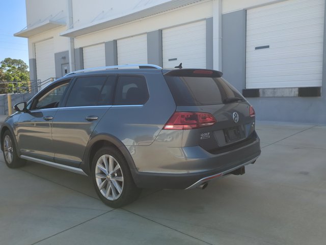 Used 2017 Volkswagen Golf Alltrack AWD/4WD image 7