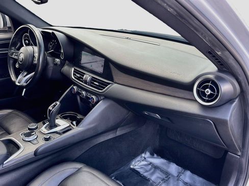 Used 2022 Alfa Romeo Giulia Ti w/ Active Assist Plus Package RWD image 30