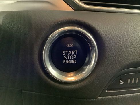 Used 2017 MAZDA CX-5 Touring w/ Preferred Equipment Package image 21