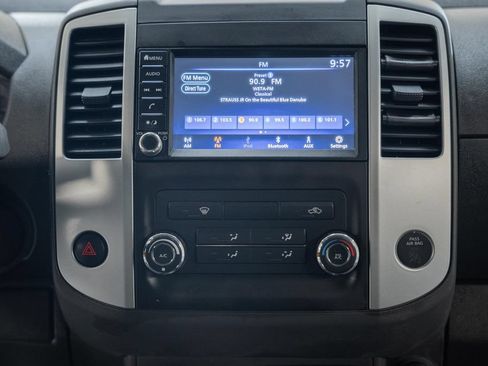 Used 2021 Nissan Frontier SV RWD image 21