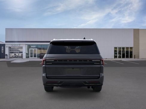 New 2026 Lincoln Navigator Black Label AWD/4WD image 5