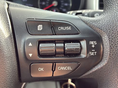 Used 2018 Kia Sorento FWD V6 image 37