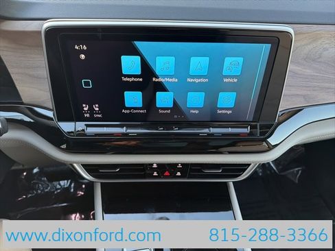 New 2026 Volkswagen Atlas SE image 11