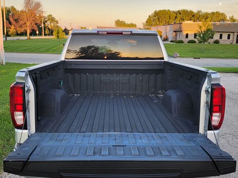 Used 2021 GMC Sierra 1500 SLE AWD/4WD image 12