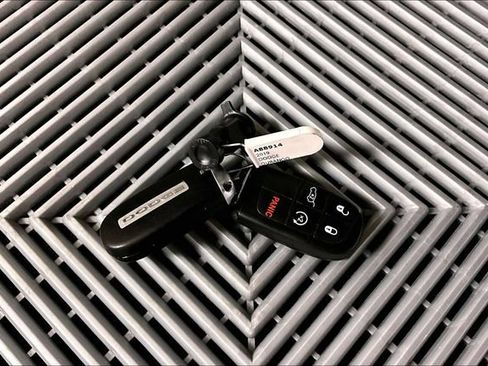 Used 2019 Dodge Durango R/T w/ Blacktop Package AWD/4WD image 11