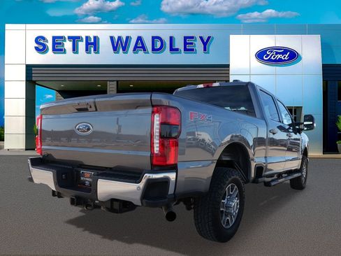 Certified 2025 Ford F250 Lariat w/ FX4 Off-Road Package image 8