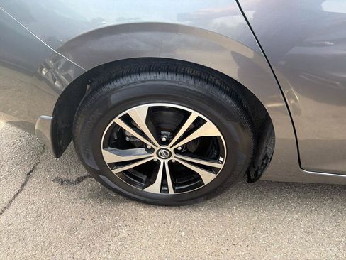 Used 2022 Nissan Sentra SV FWD image 5