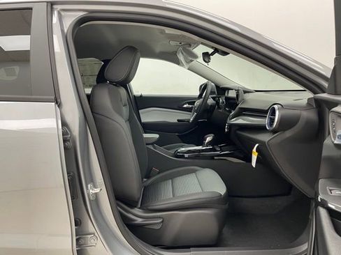 New 2026 Chevrolet Trax LT image 13