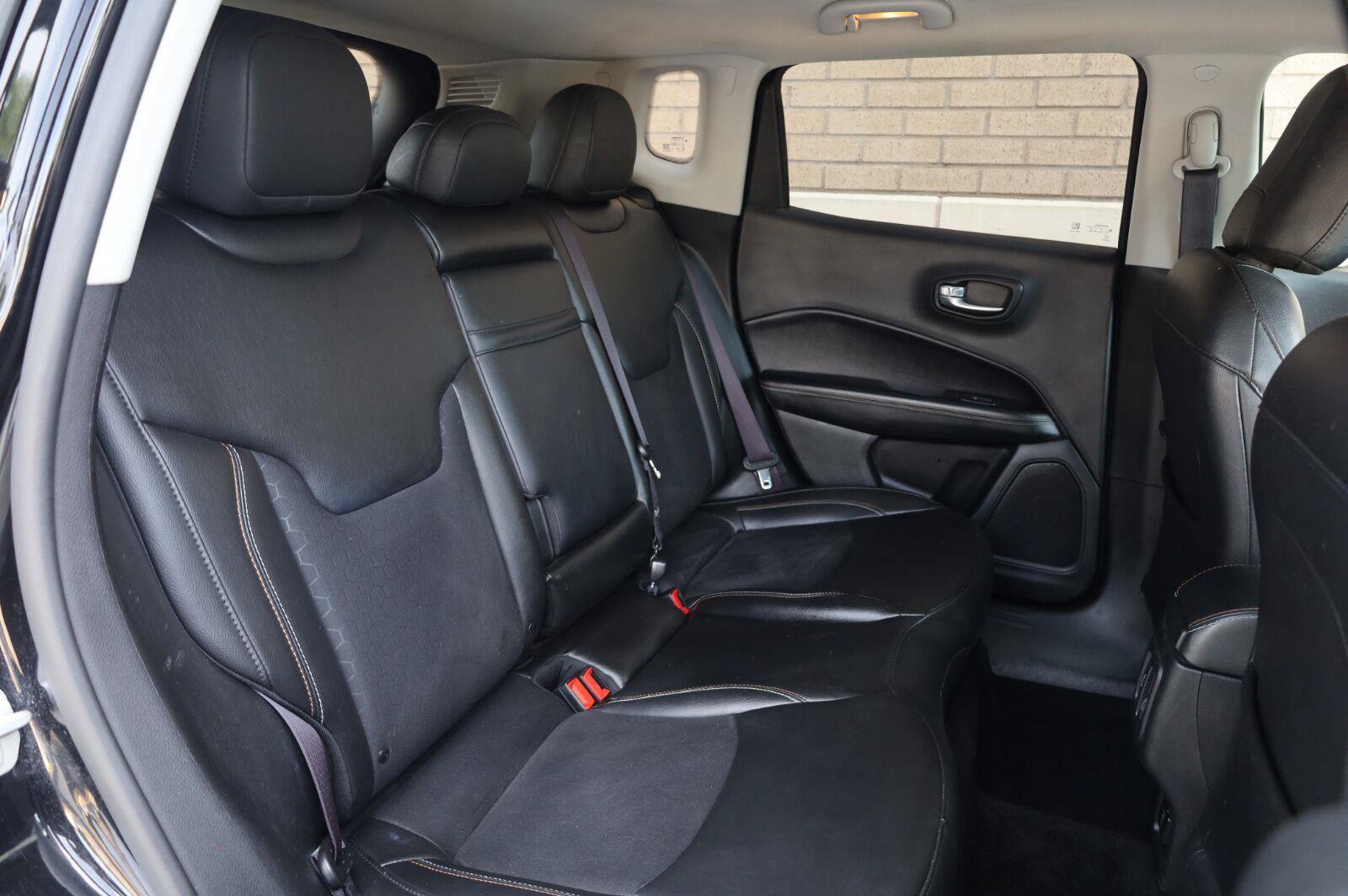 Used 2019 Jeep Compass Latitude FWD image 24