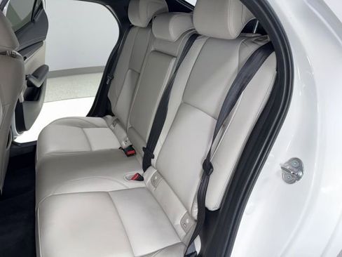 Used 2019 MAZDA MAZDA3 AWD Hatchback w/ Preferred Pkg image 25