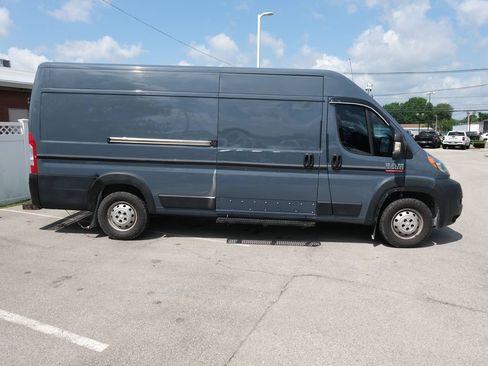 Used 2020 RAM ProMaster 3500 FWD image 2