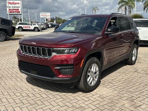 New 2026 Jeep Grand Cherokee Laredo X image 3