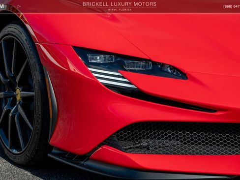 Used 2022 Ferrari SF90 Spider image 56