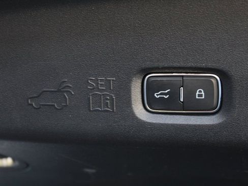 Used 2025 Ford Expedition Max Active image 18