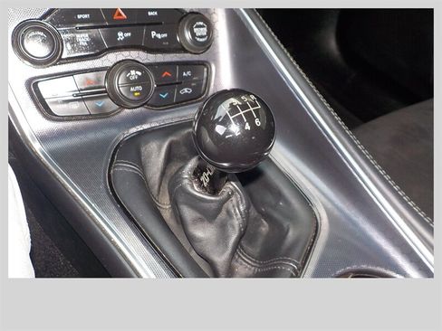 Used 2015 Dodge Challenger R/T Scat Pack w/ Leather Interior Group image 8