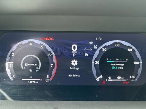 Used 2024 Toyota Tacoma TRD Off-Road AWD/4WD image 13