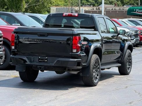Used 2024 Chevrolet Colorado Trail Boss w/ Advanced Trailering Package AWD/4WD image 7